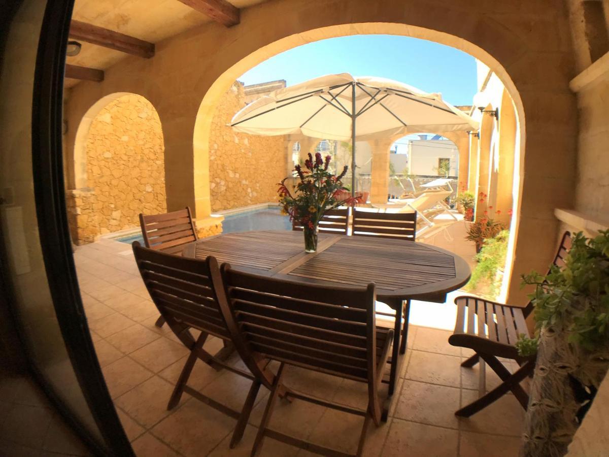 Ad Hoc B&B Il-Pergla Exterior photo