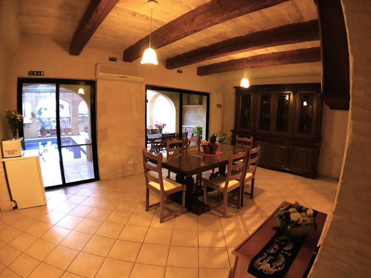 Ad Hoc B&B Il-Pergla Exterior photo